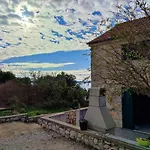 Old Fisherman's House Banj
