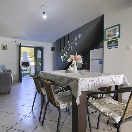 Old Fisherman's House Feriehus Banj