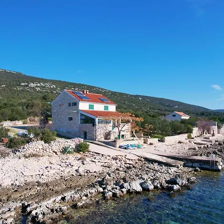 Old Fisherman's House Banj