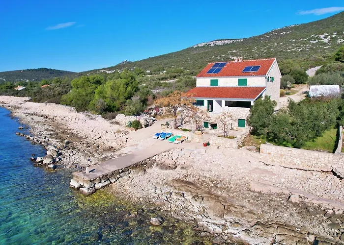 Old Fisherman's House Banj