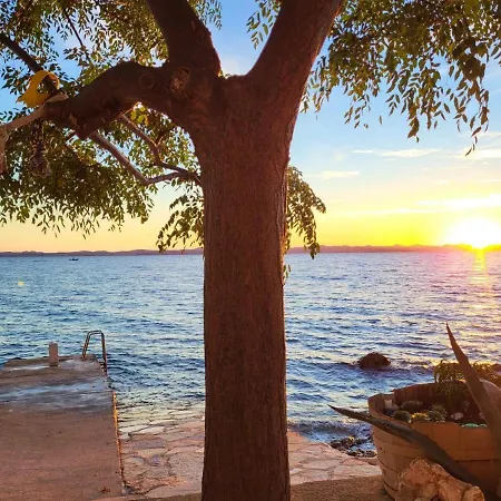 بيت للعطل Old Fisherman's House *