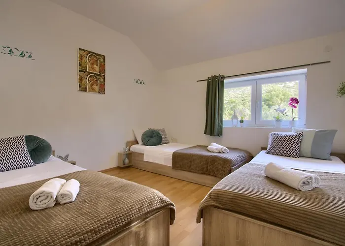 Old Fisherman's House Vikendica Banj