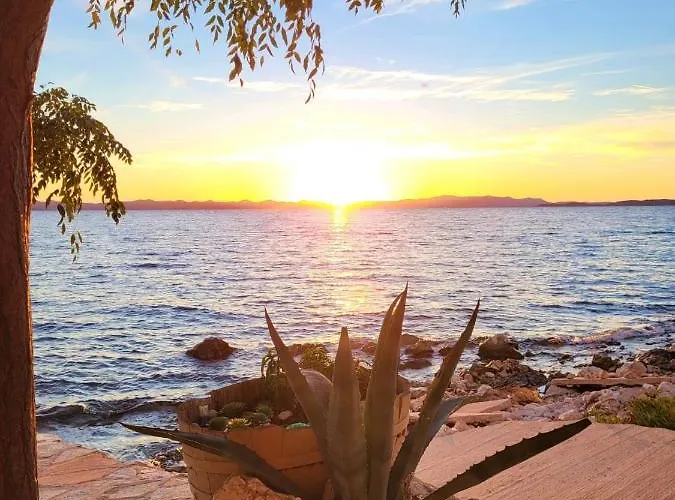 Vikendica Old Fisherman's House *