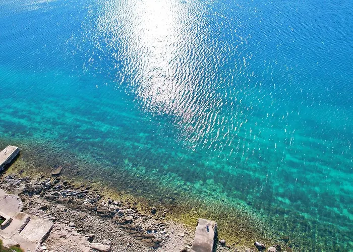 Old Fisherman's House Vikendica